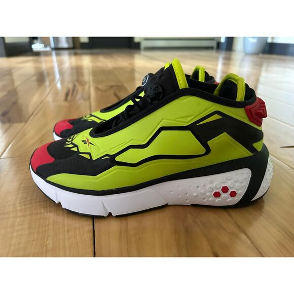 Reebok Fury RARE Black Red Yellow Sneakers Ortholite Soles Size 5 - Picture 2 of 9
